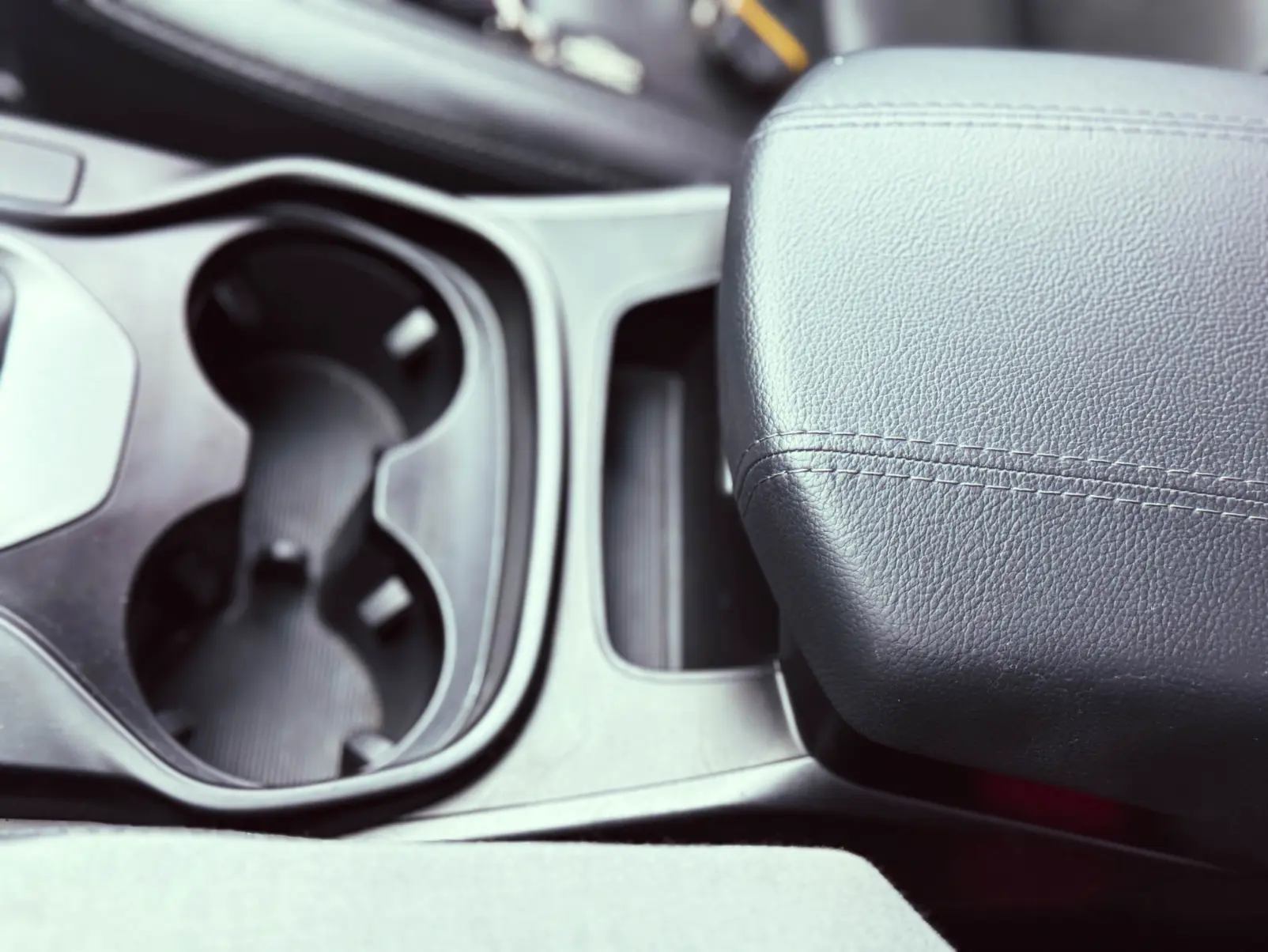Image of Hyundai Santa Fe 2014