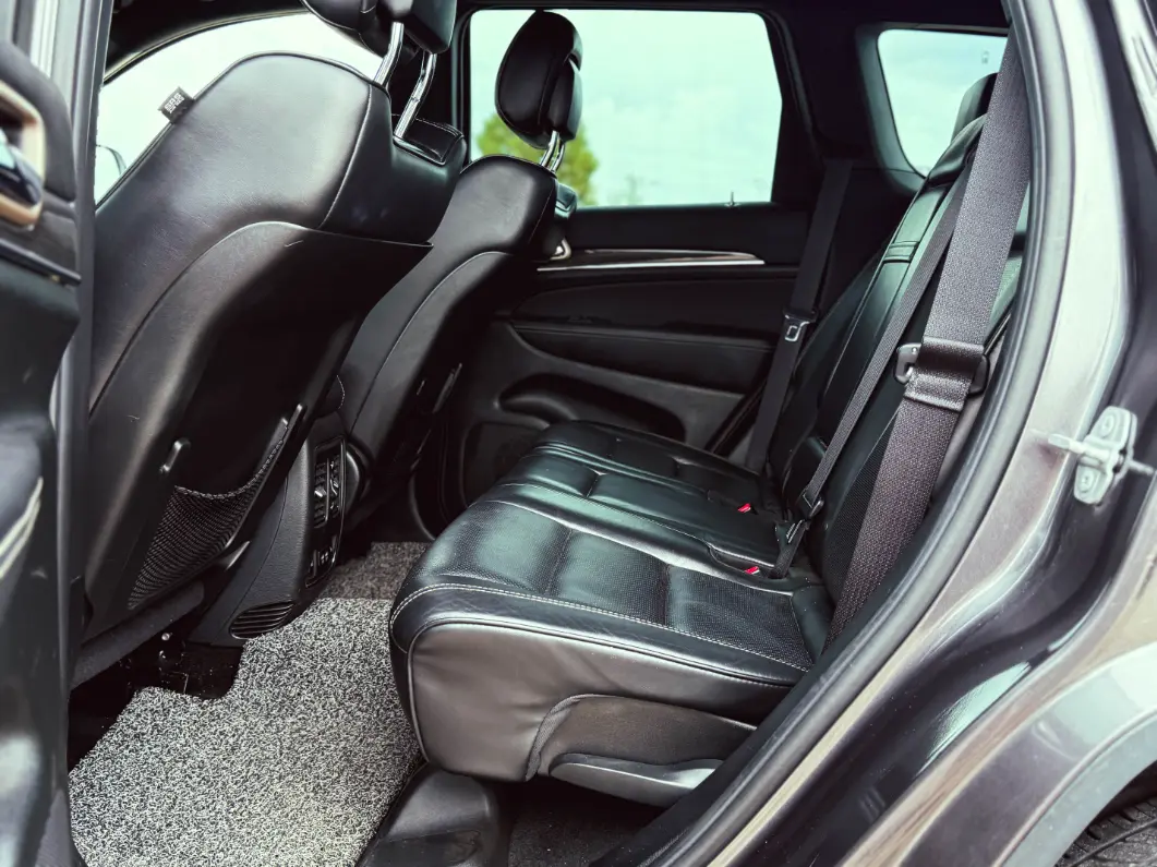 Image of Jeep Grand Cherokee 2014