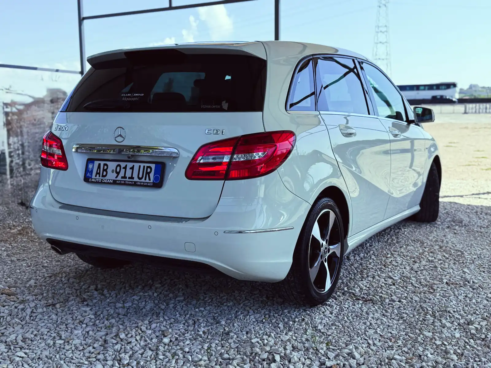 Image of Mercedes Benz (B-Class)  2012