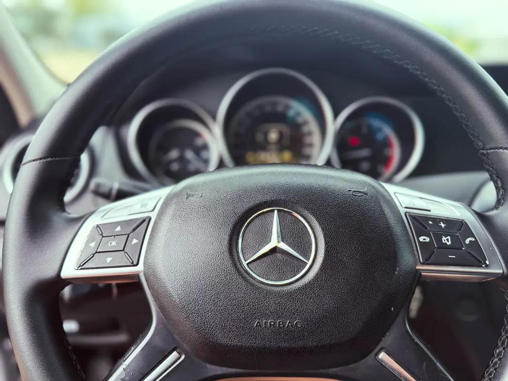 Image of Mercedes Benz C220 2012