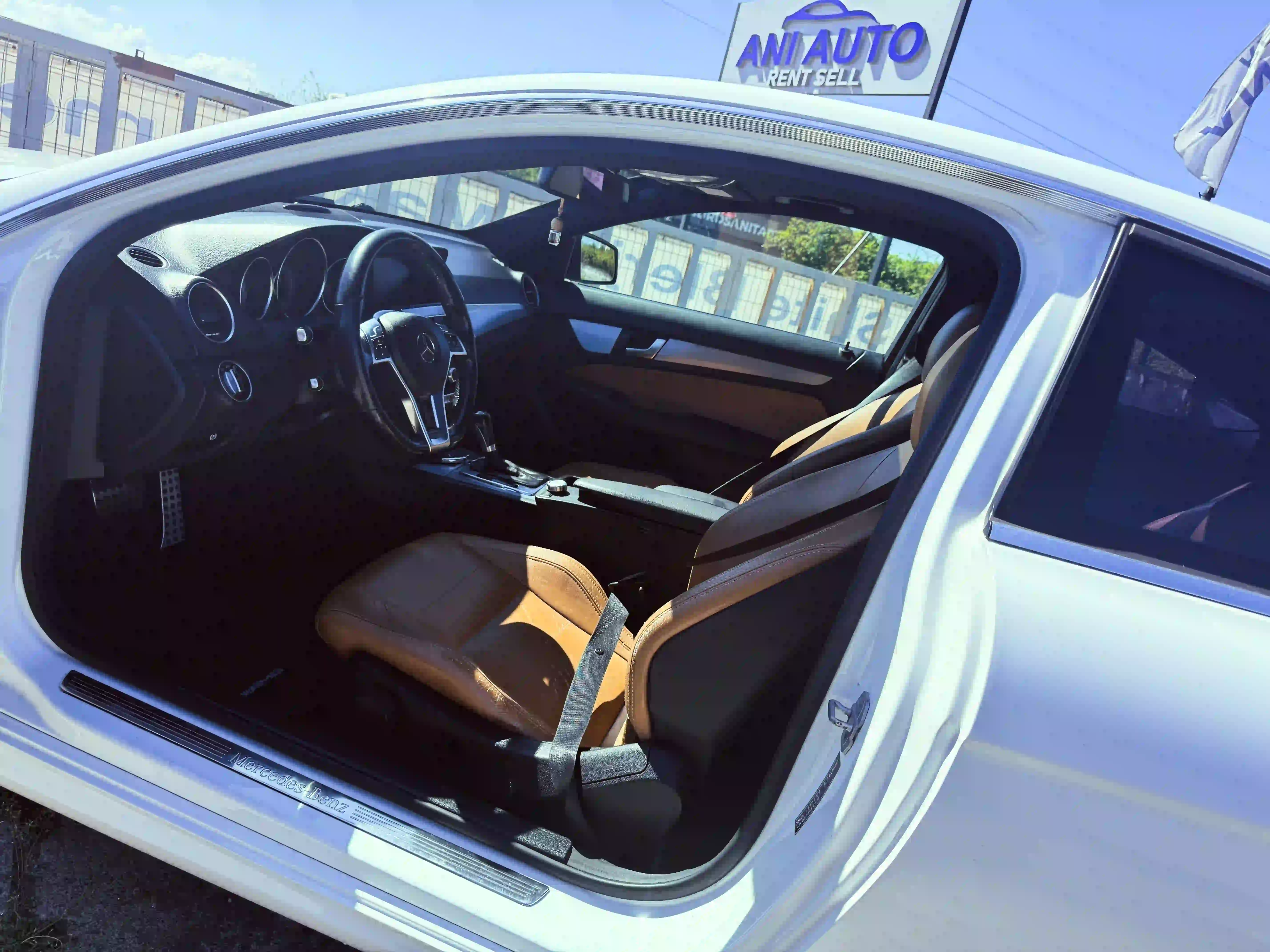 Image of Mercedes Benz C220 COUPE