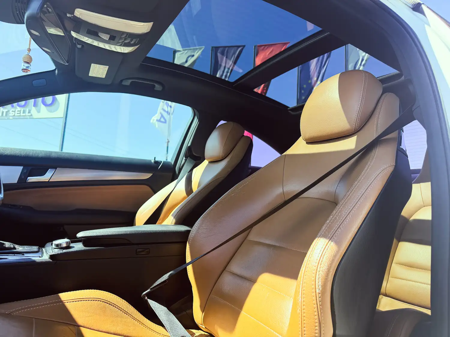 Image of Mercedes Benz C220 COUPE