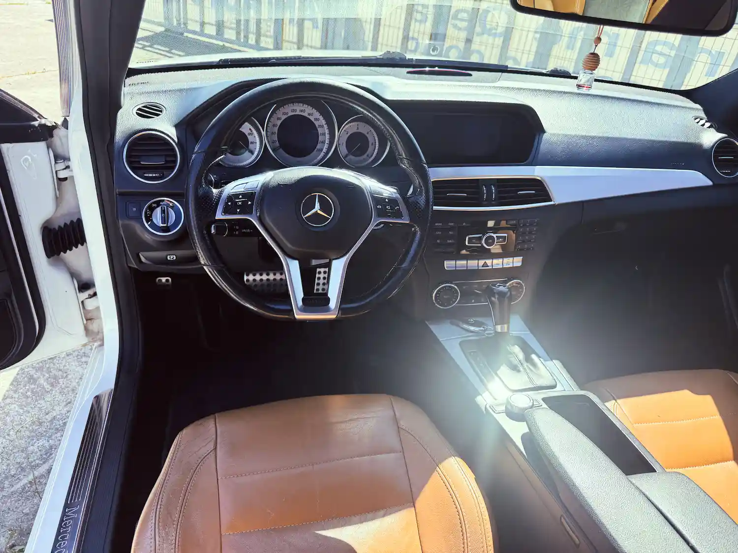 Image of Mercedes Benz C220 COUPE
