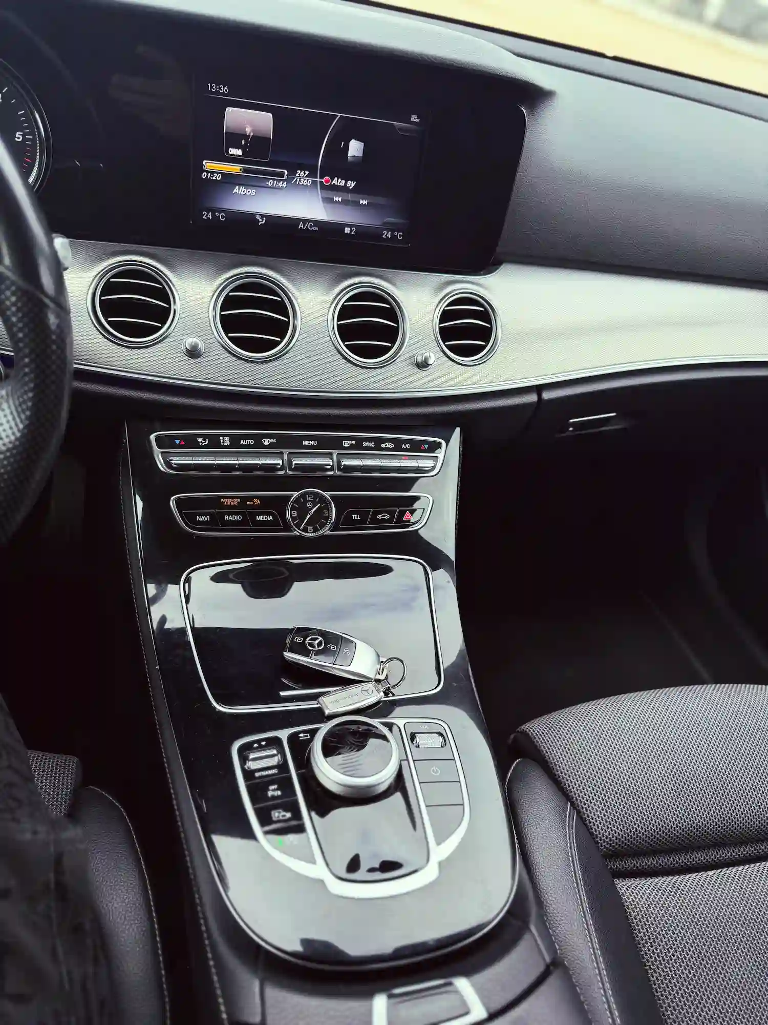 Image of Mercedes Benz (E-Class) 2017