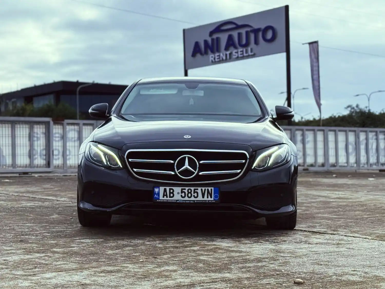 Image of Mercedes Benz (E-Class) 2017